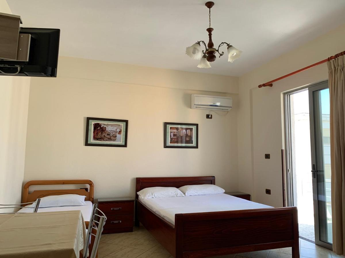 The First Hotel Saranda Exteriör bild