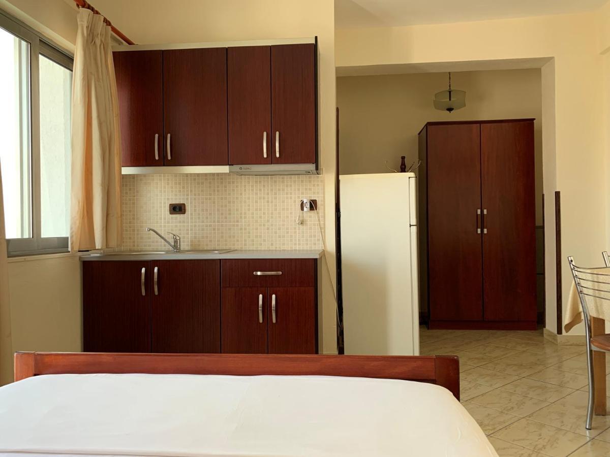 The First Hotel Saranda Exteriör bild
