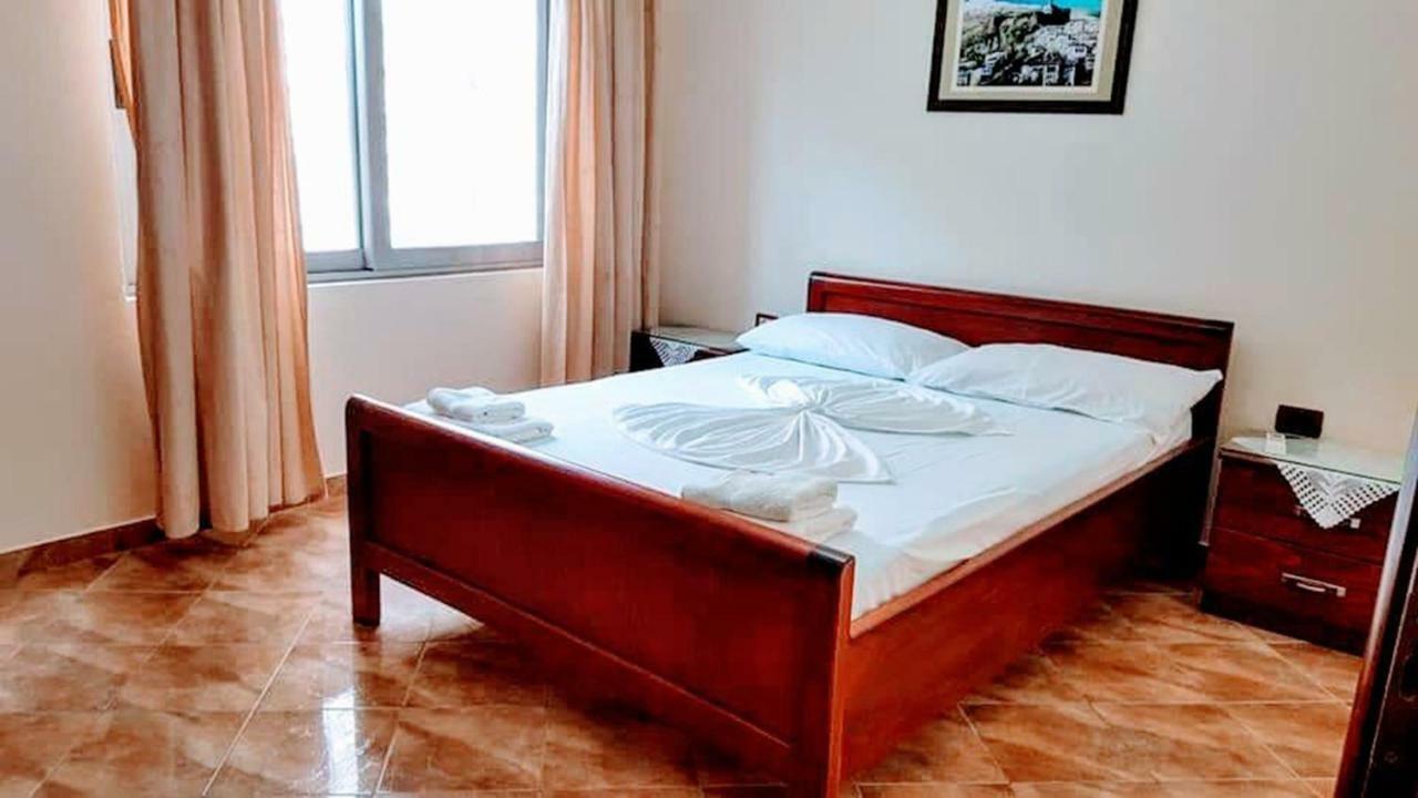 The First Hotel Saranda Exteriör bild