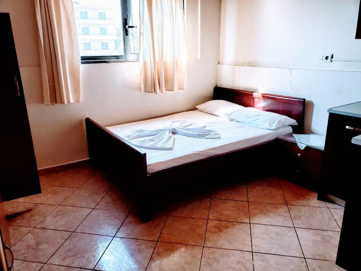 The First Hotel Saranda Exteriör bild