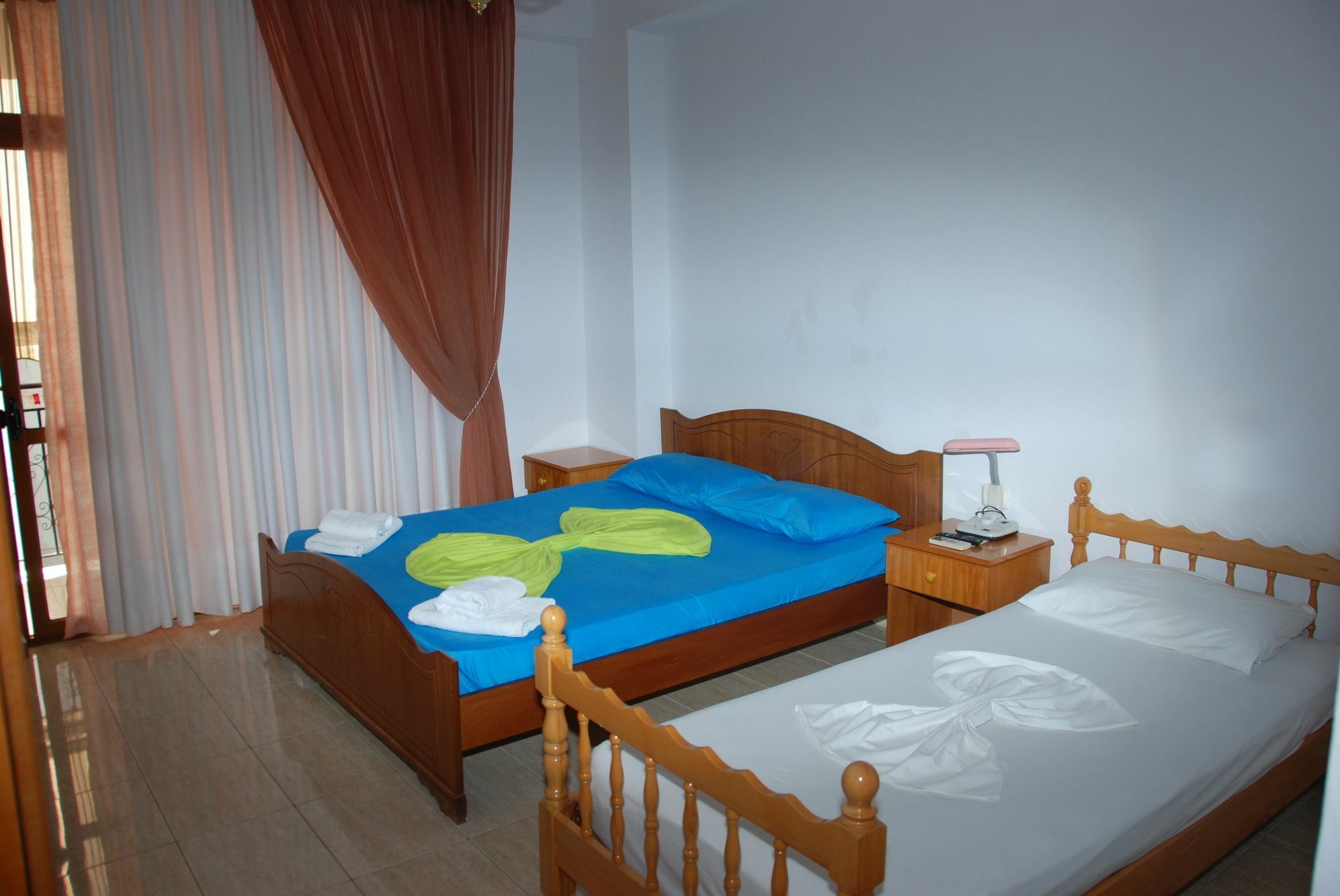 The First Hotel Saranda Exteriör bild